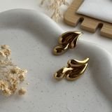 Eloria Flow Stud Earrings