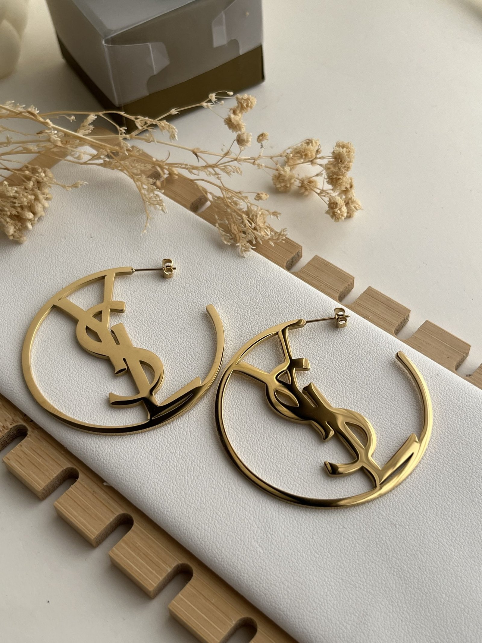 Aurielle Logo Circle Stud Earrings