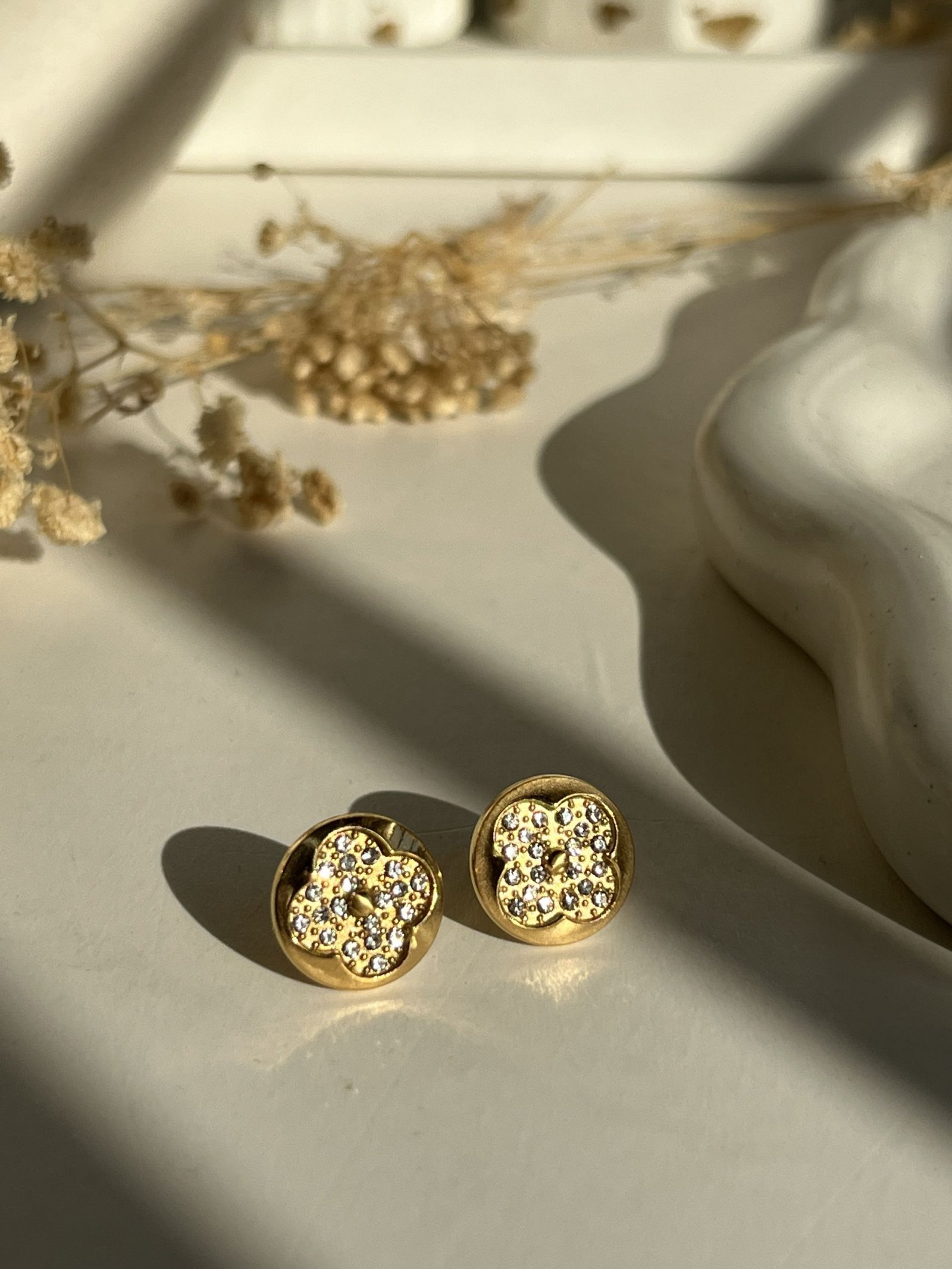 ClovΓ©ra PavΓ© Stud Earrings