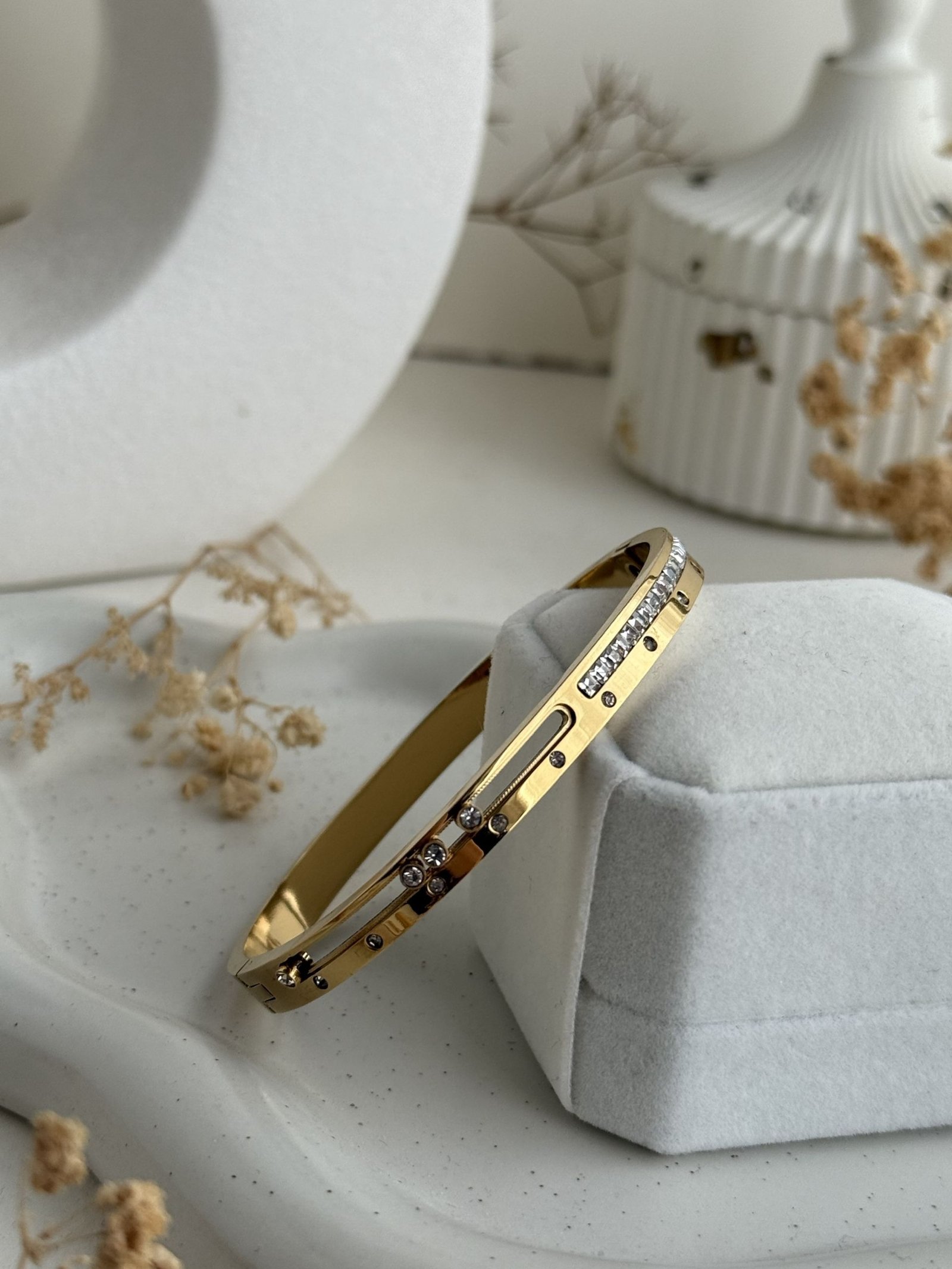 Linear Crystal Inlay Slim Cuff