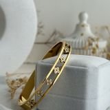 Clover Lumière Cuff