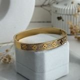 Éloria Clover Cuff