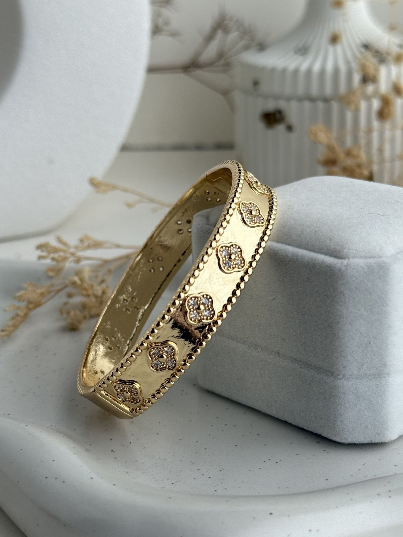 Pérline Clover Cuff