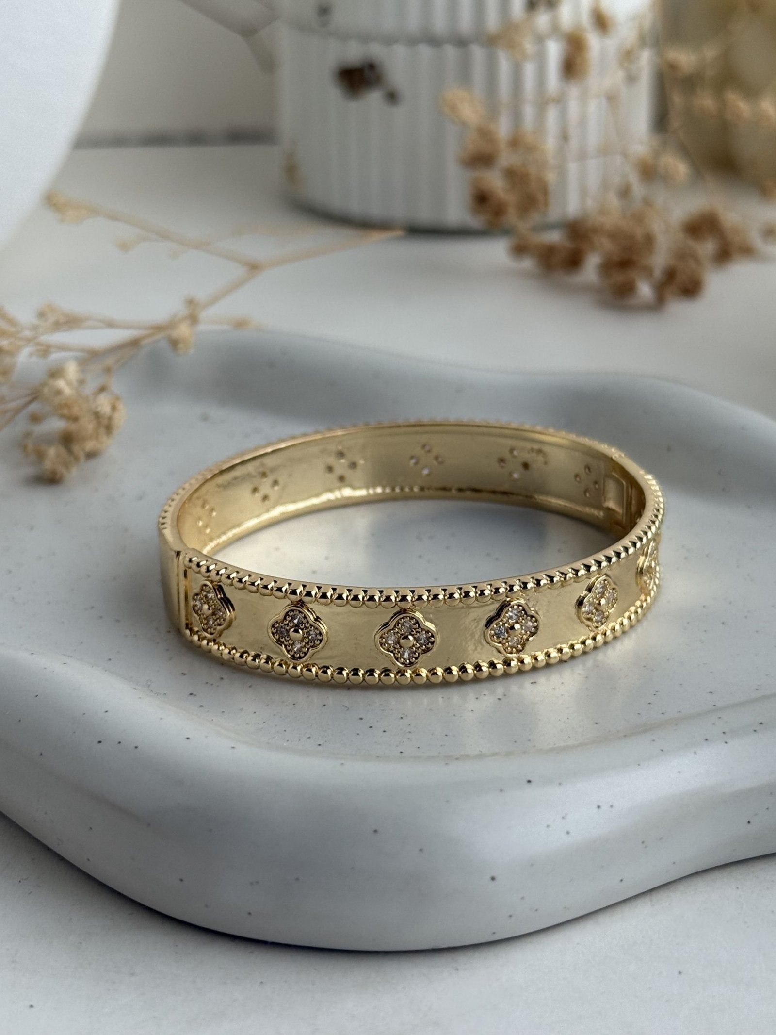 Pérline Clover Cuff