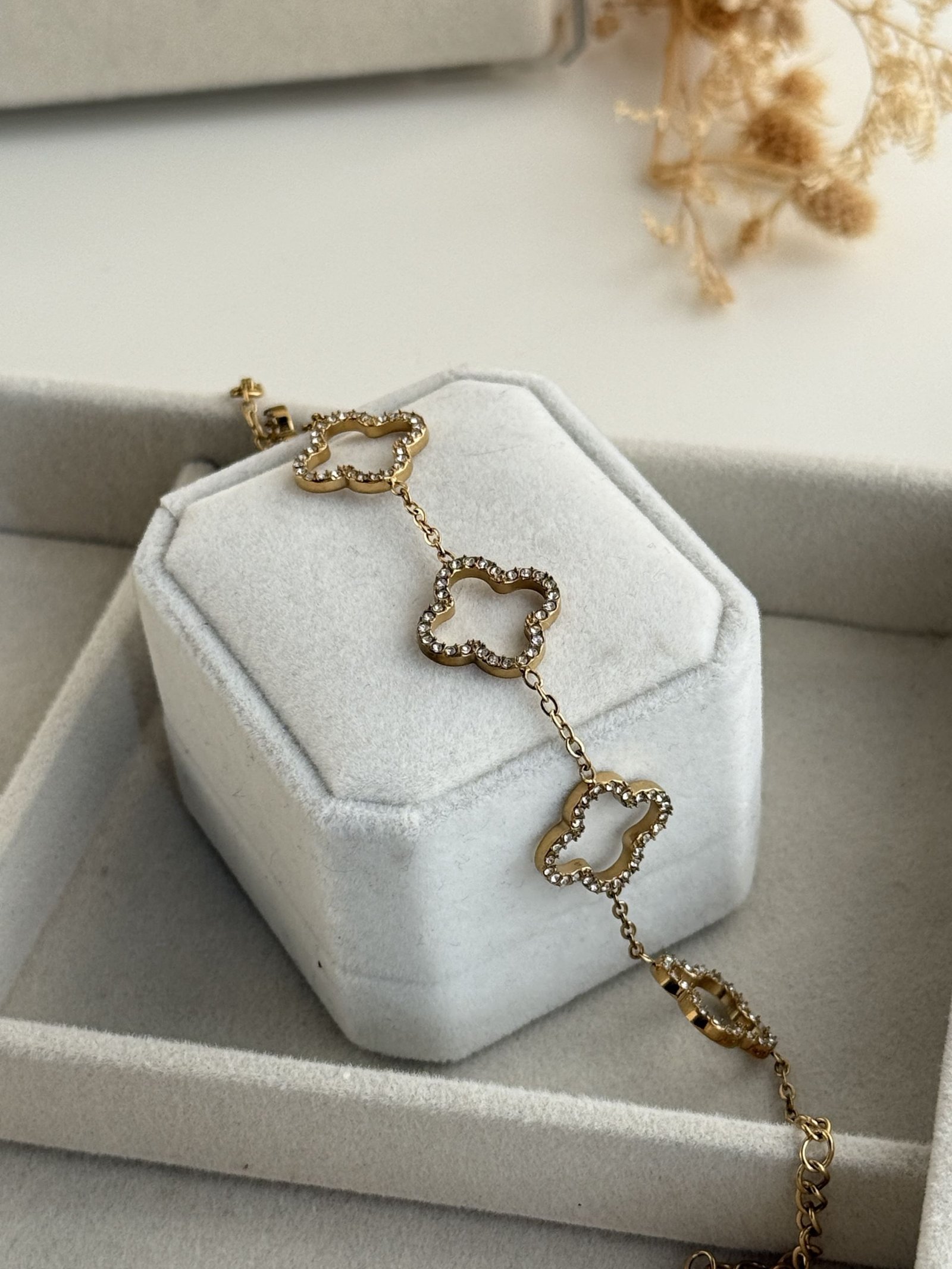 Alhambra Full Clover Crystal Bracelet