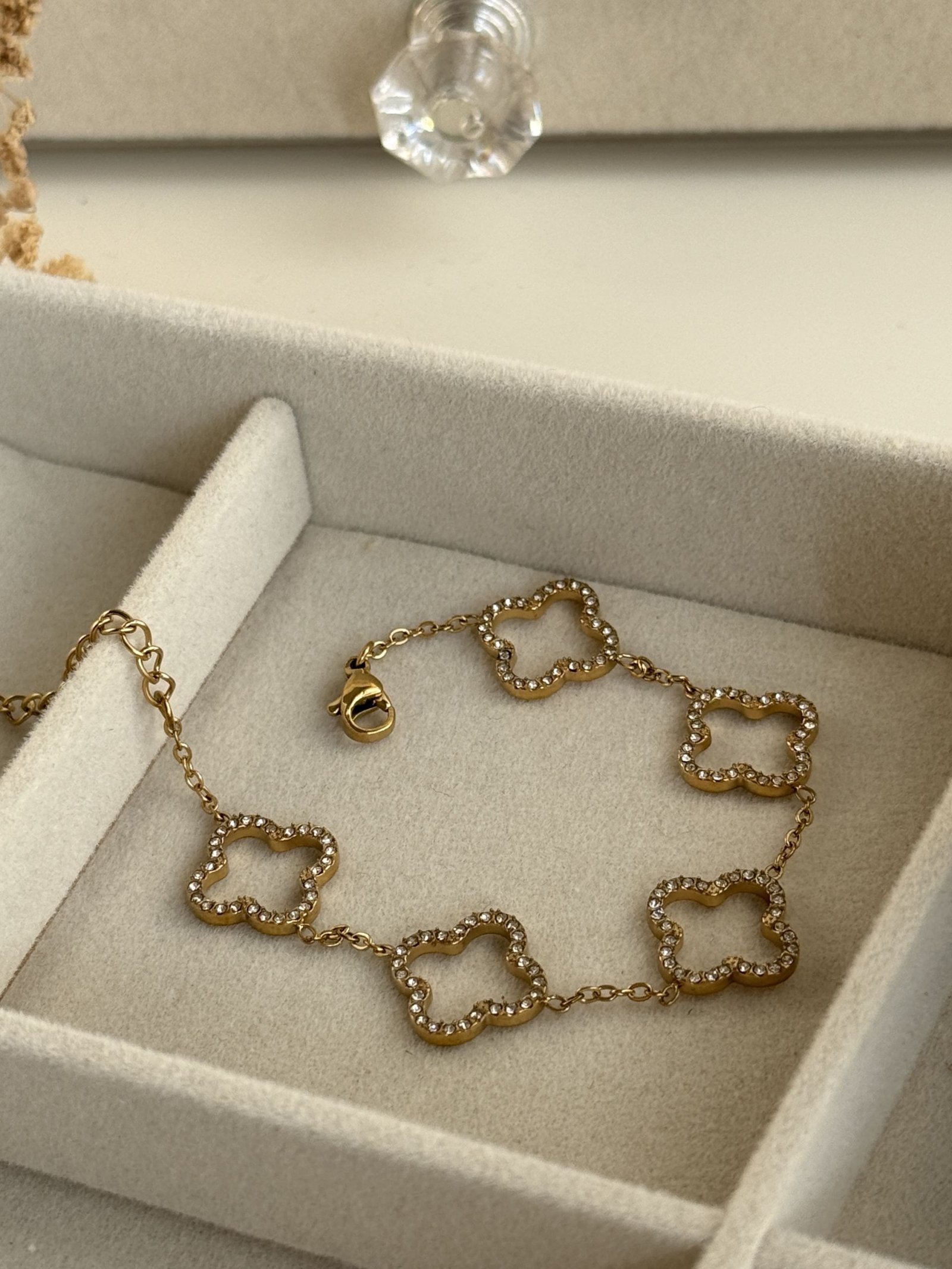 Alhambra Full Clover Crystal Bracelet