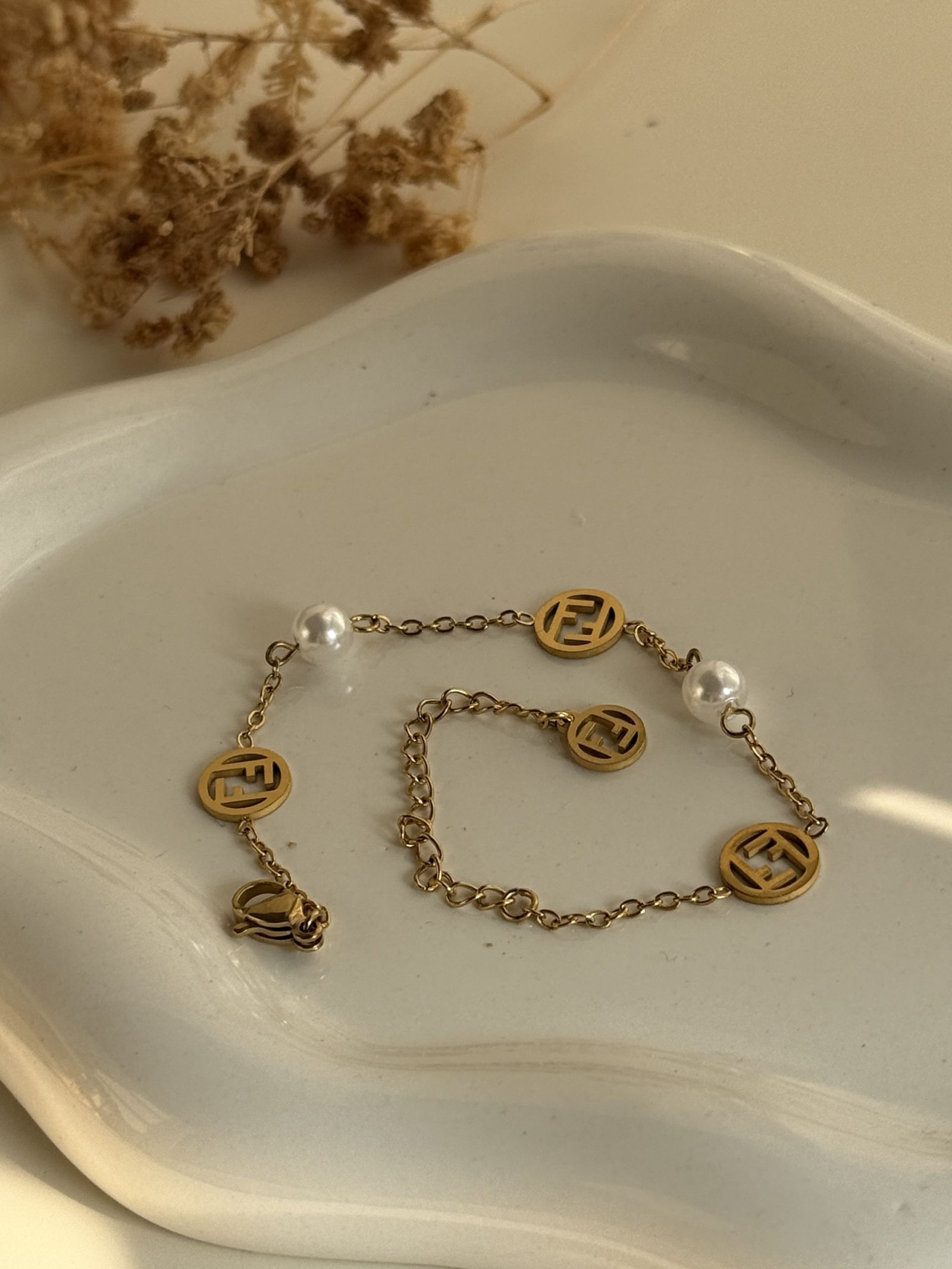 Celestia Pearl Coin Chain Bracelet