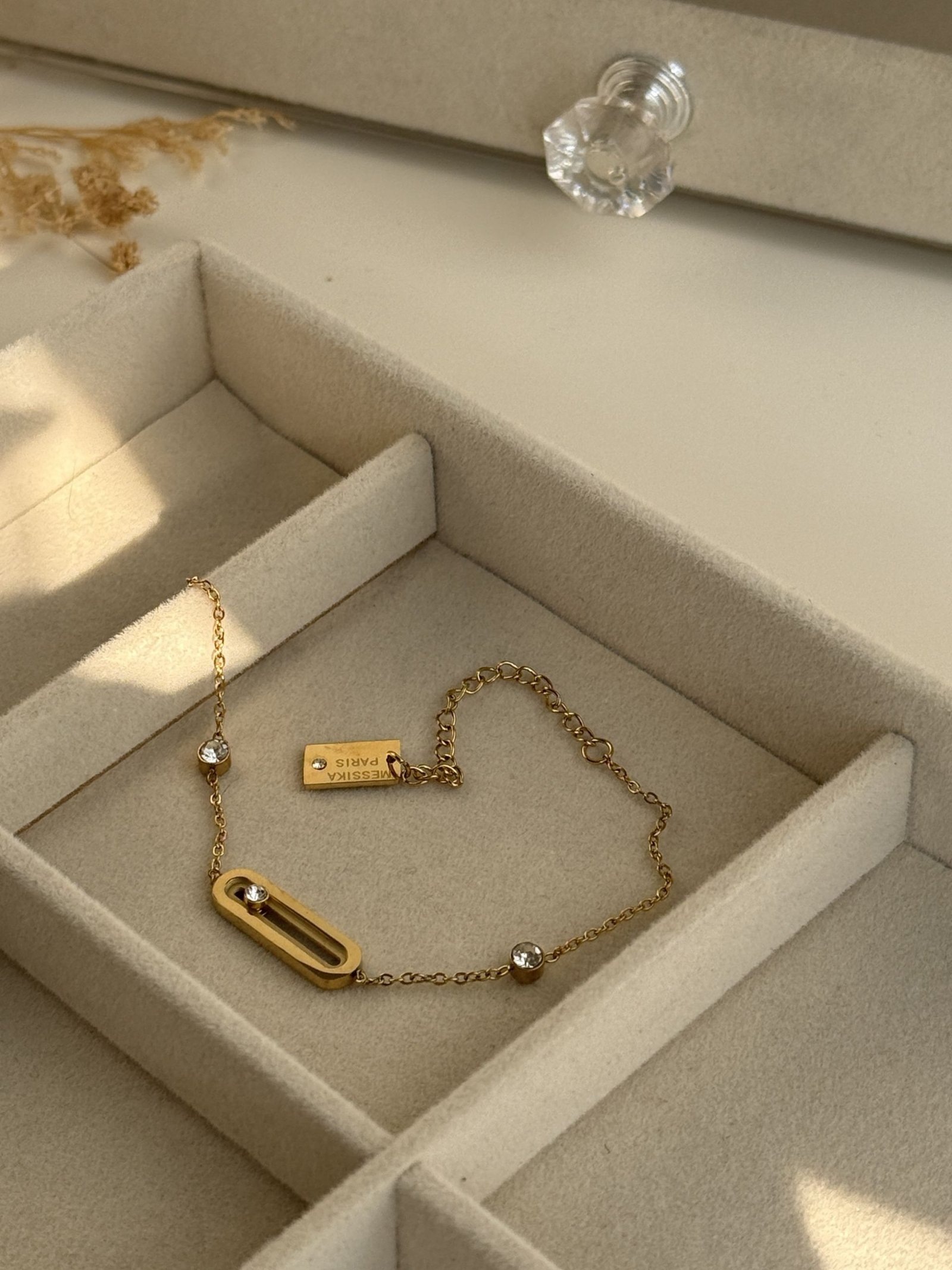 Minimal Bar Crystal Chain Bracelet