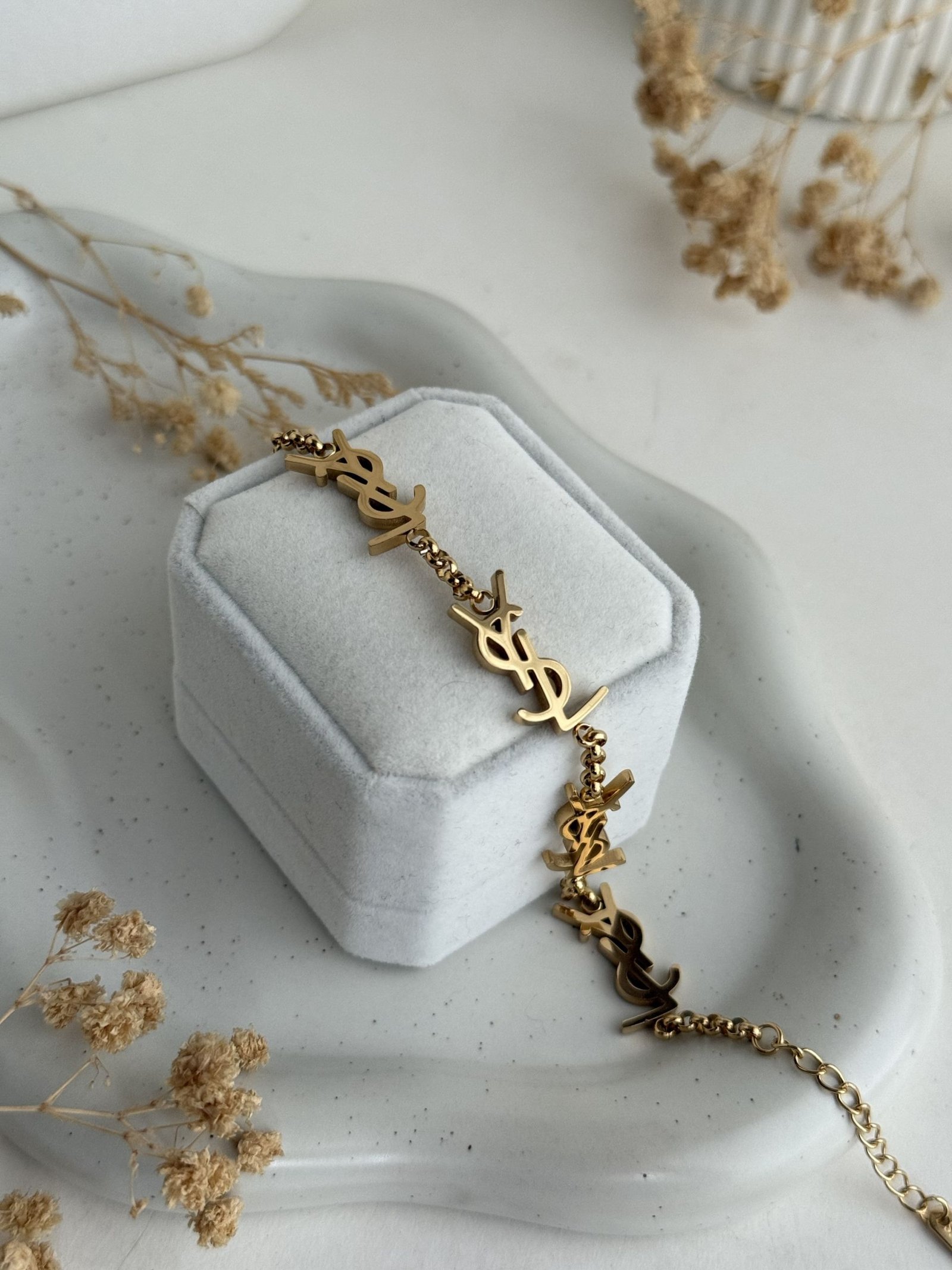 Cassandre Signature Multi-Charm Chain Bracelet