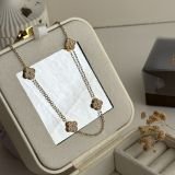 Elvara Lumi Pavé Clover Necklace