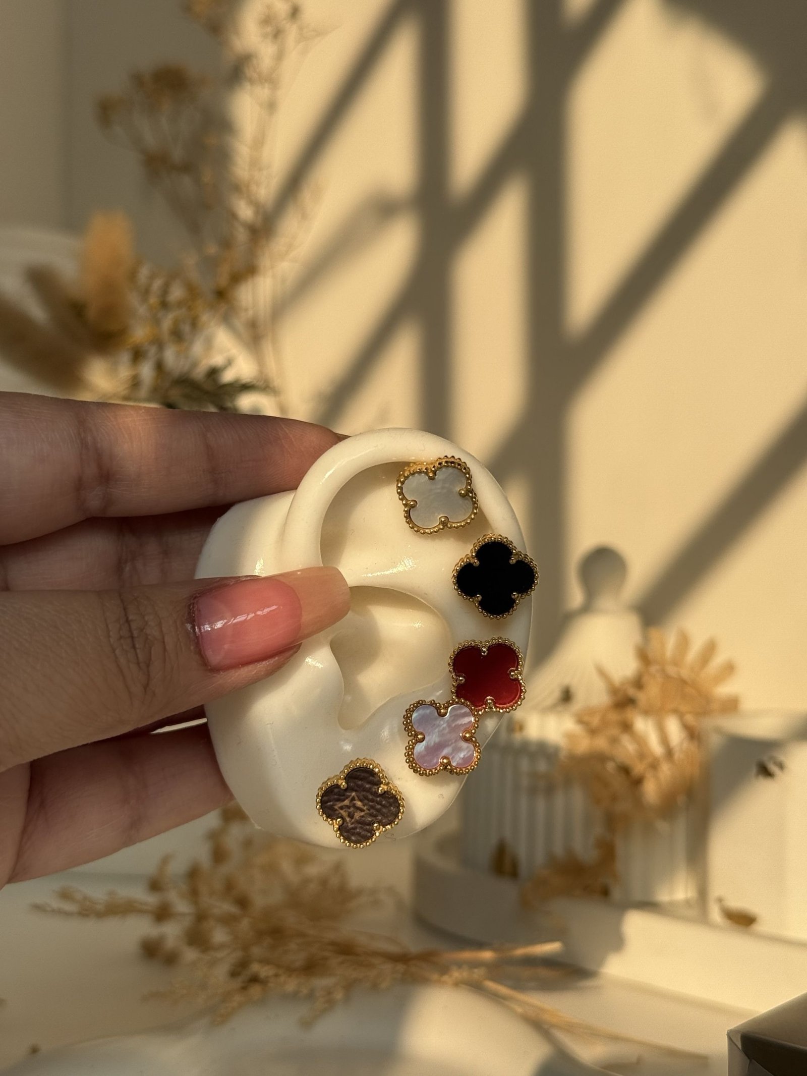 Alhambra Luxe Clover Stud Earrings(13mm)