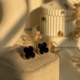 Alhambra Luxe Clover Stud Earrings (15mm)