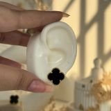 Alhambra Luxe Clover Stud Earrings (15mm)