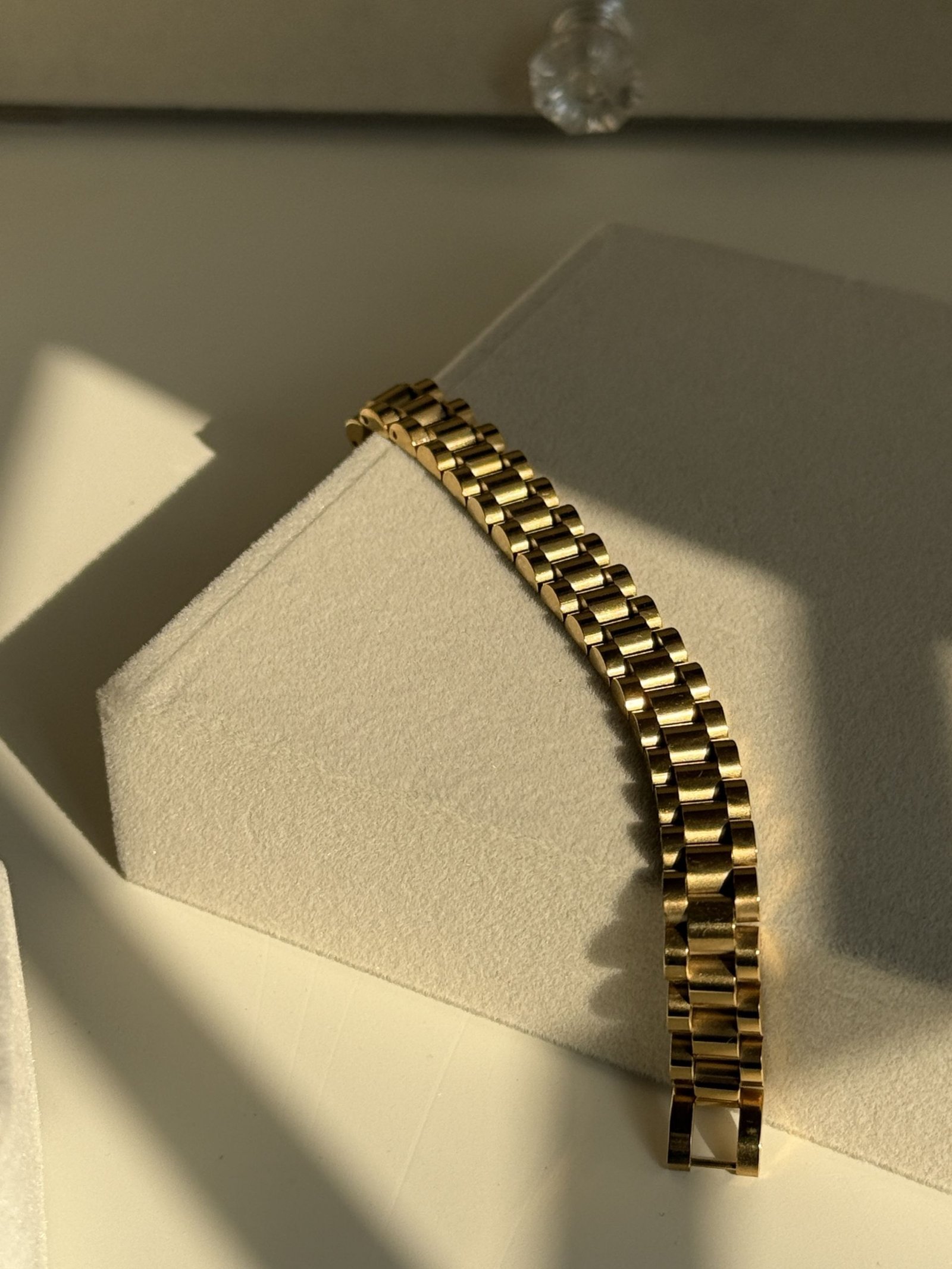 Auron Link Chain Bracelet