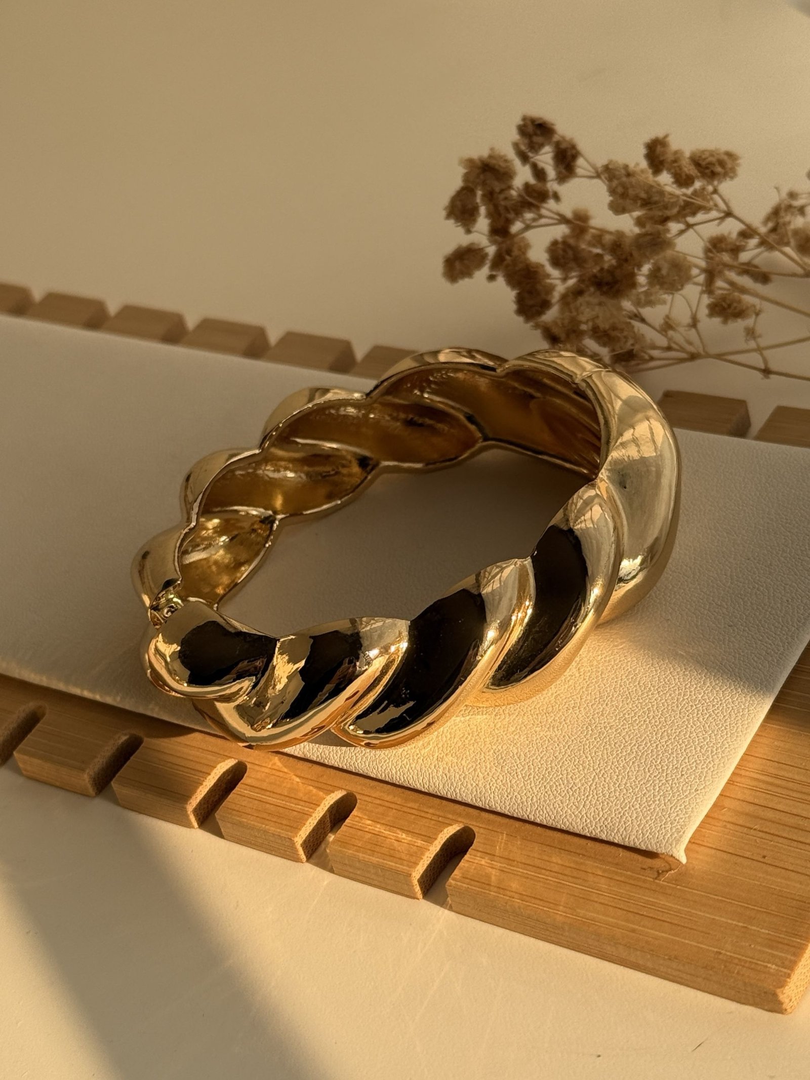 Aurelia Twist Luxe Cuff