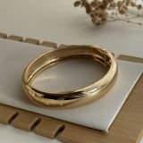 Aurora Bold Gold Cuff