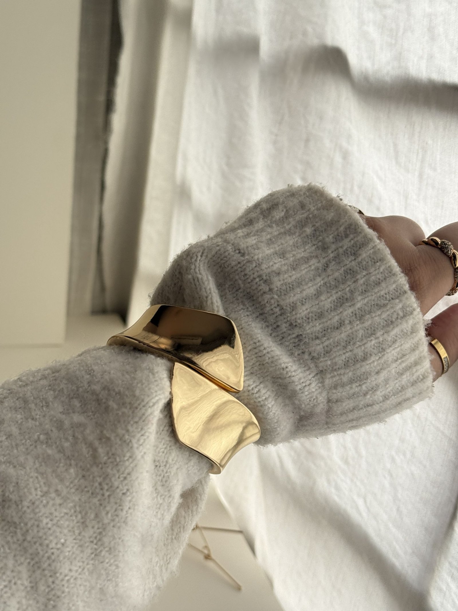 Aurelia Wave Luxe Cuff