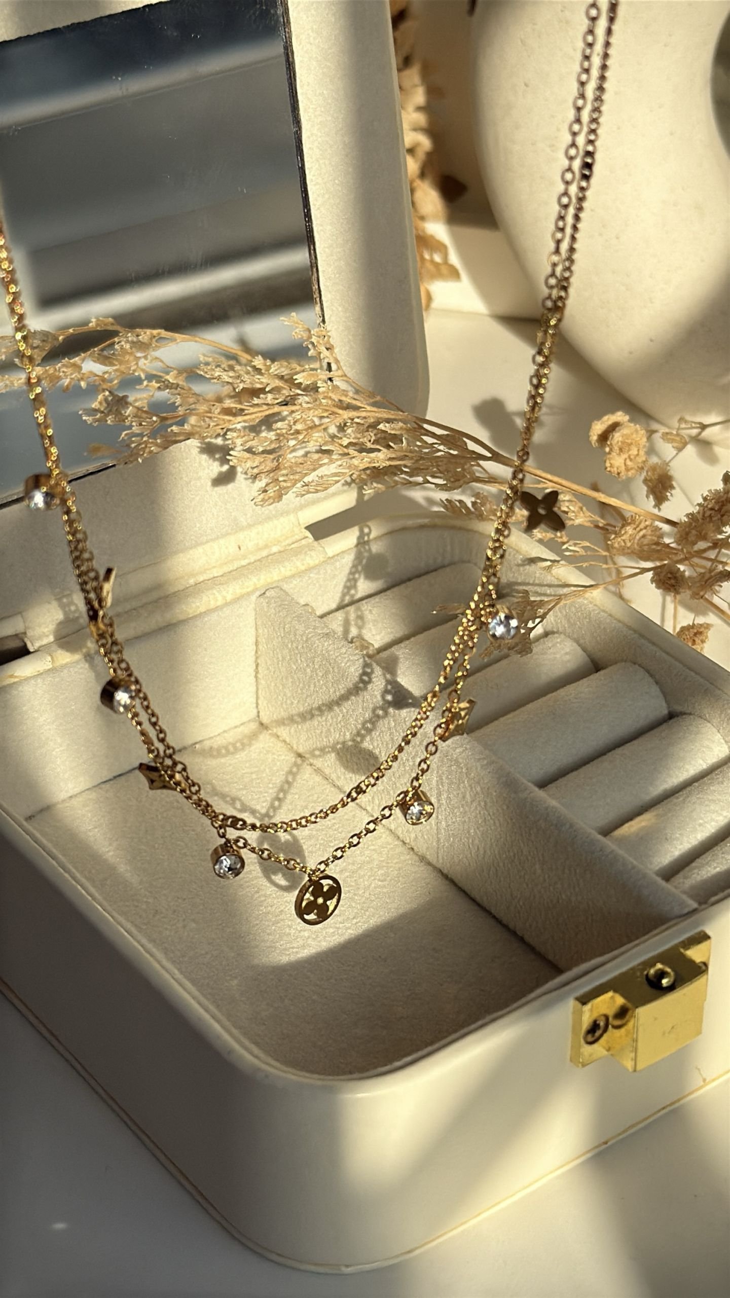 AurΓ©lia Layered Charm Necklace