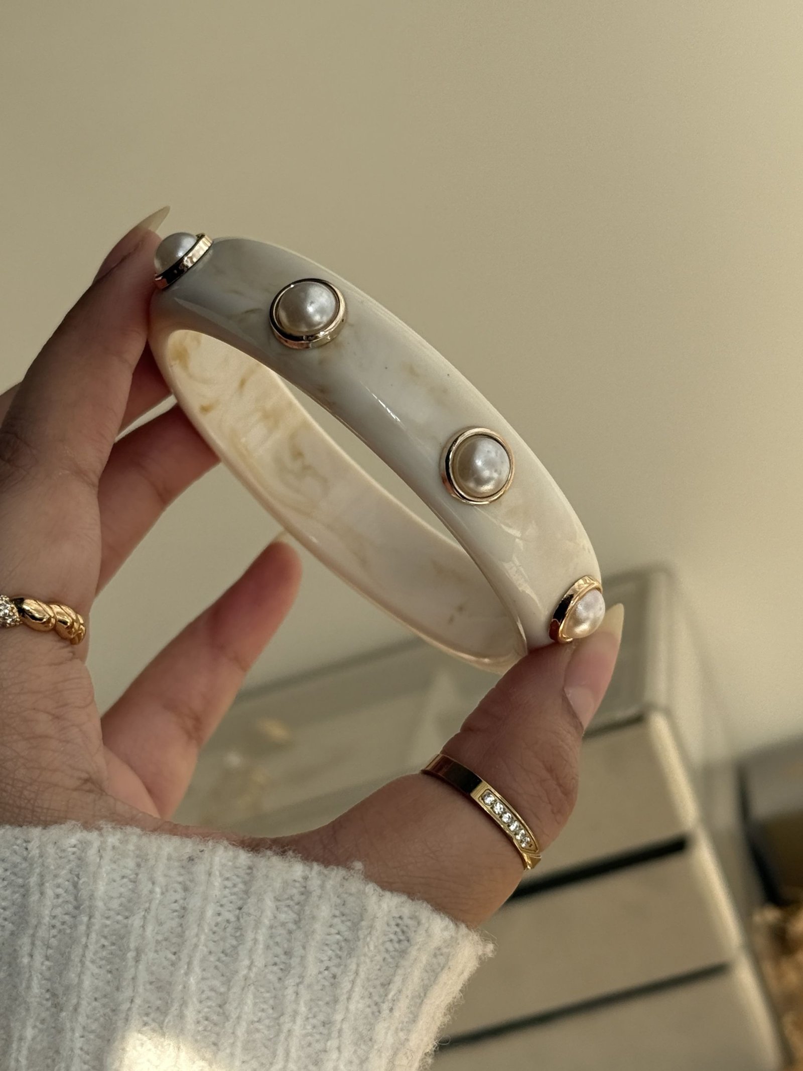 Ivory Pearl Accent Resin Cuff