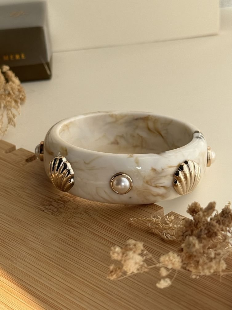 Pearl Shell Accent Resin Cuff