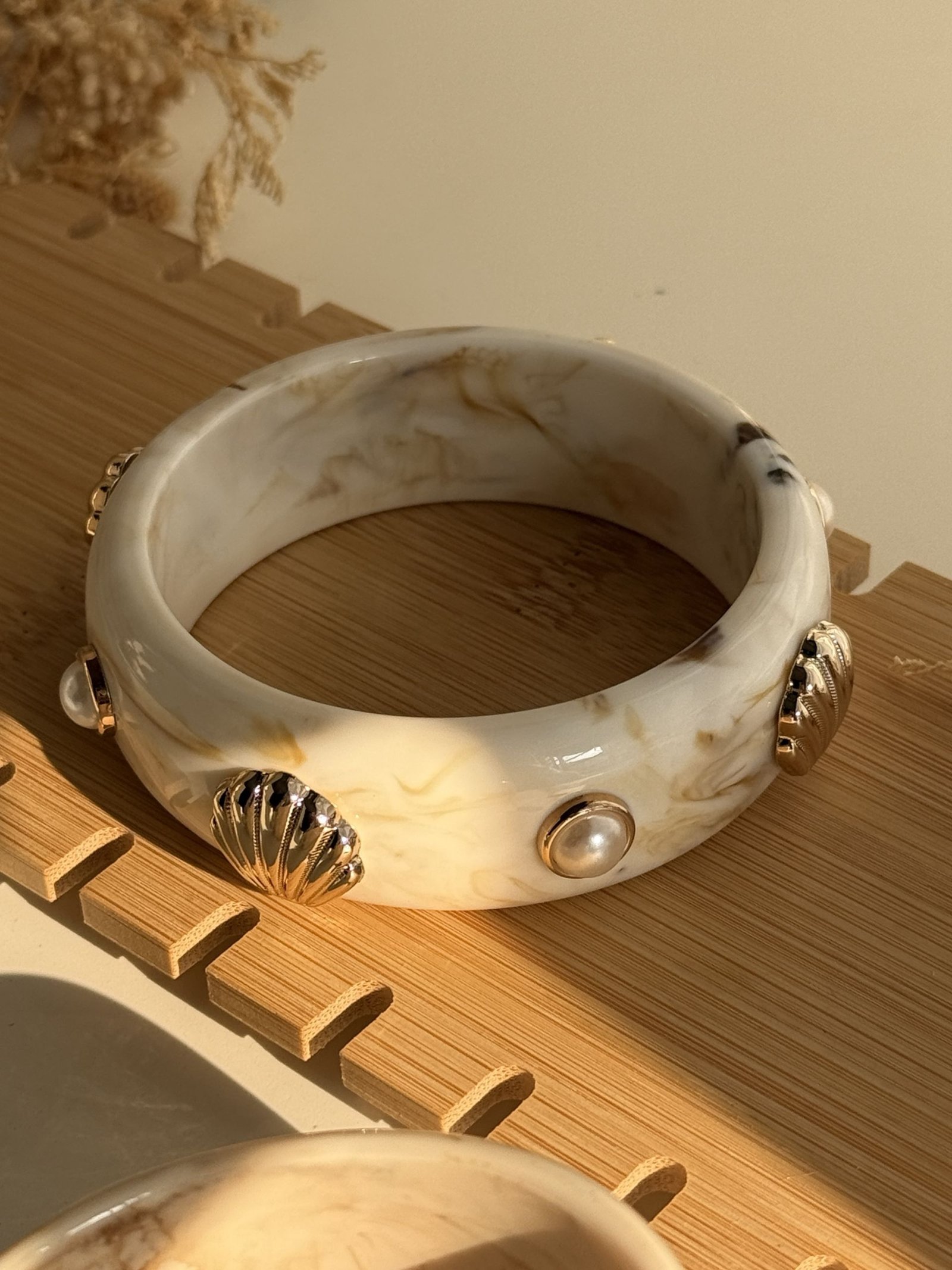 Pearl Shell Accent Resin Cuff
