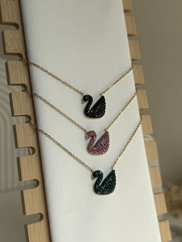 Aura Swan Pavé Necklace