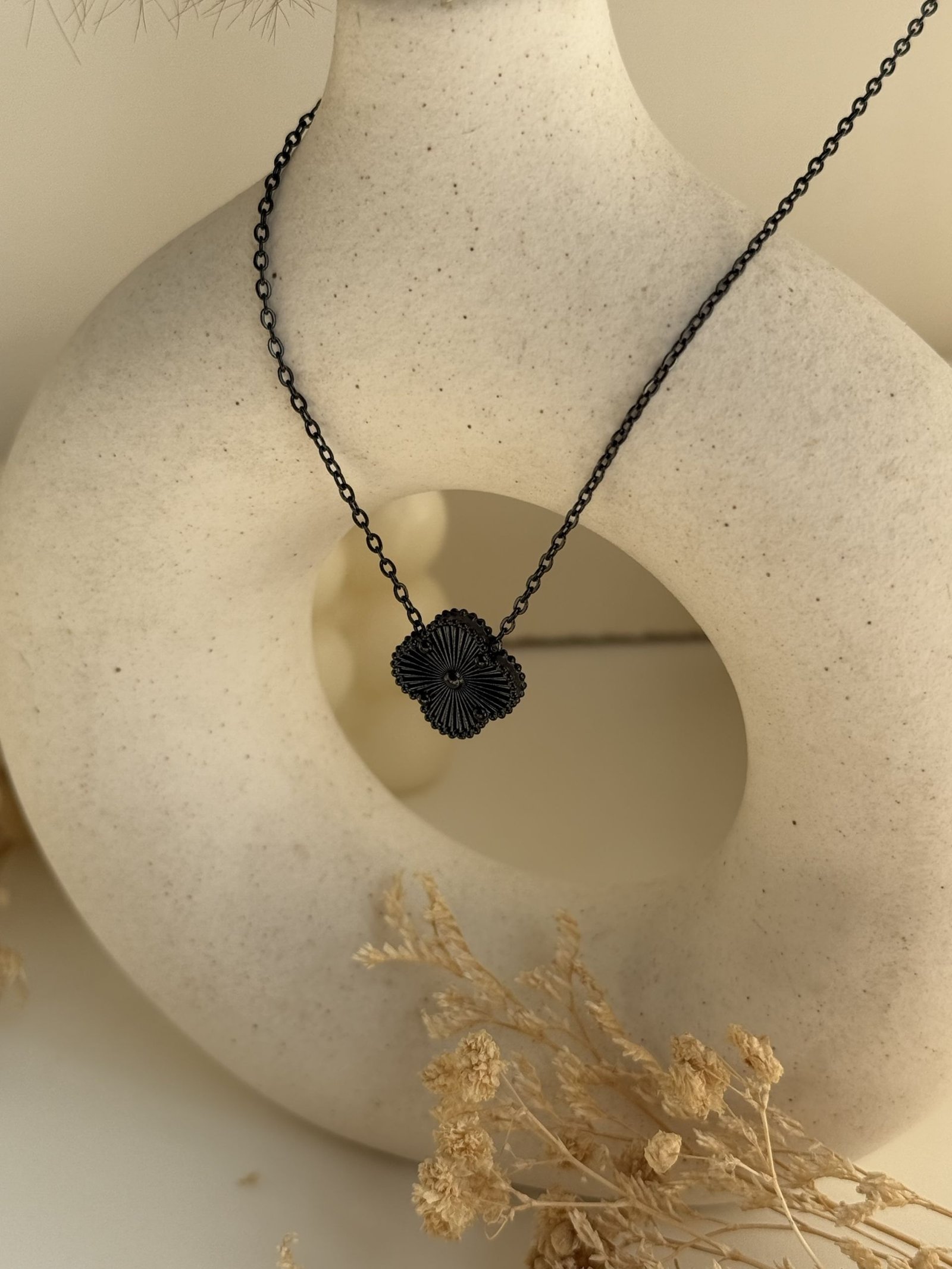 Velmora Laser Clover Necklace