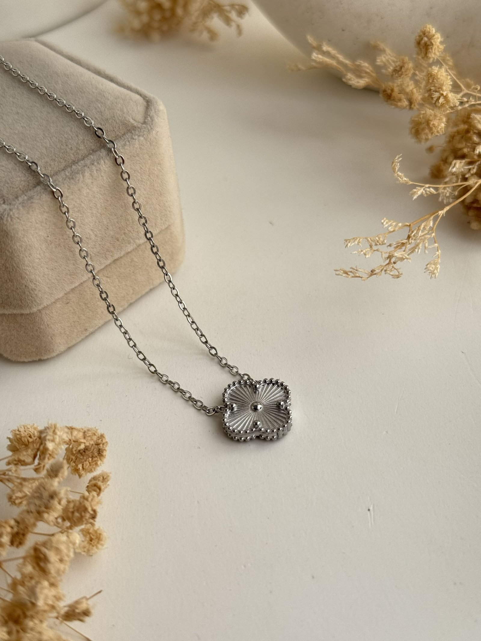 Velmora Laser Clover Necklace