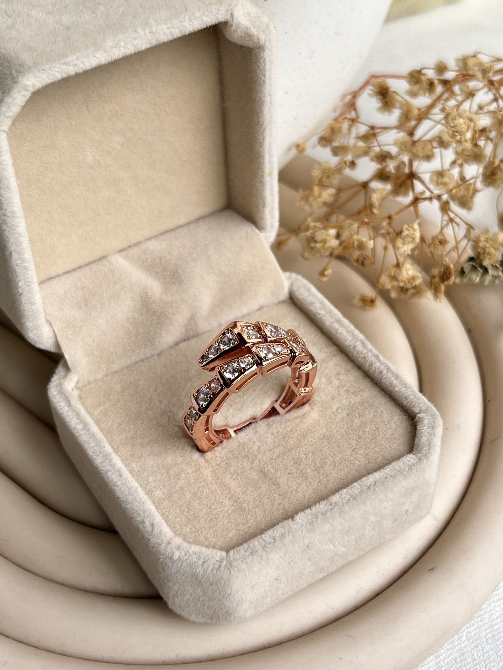 Aria Cross Pavé Ring