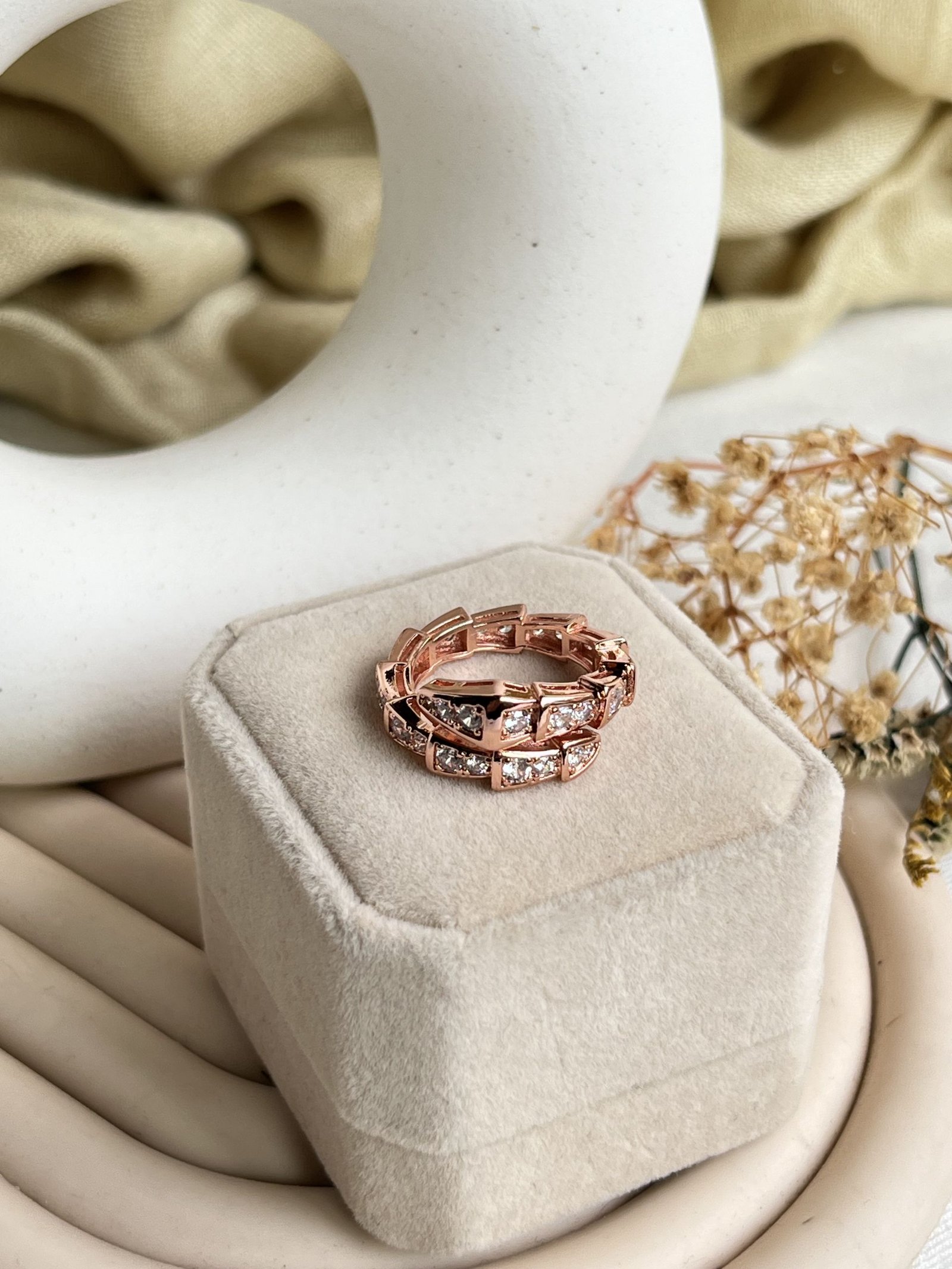 Aria Cross Pavé Ring