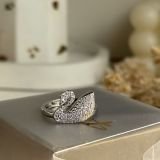 Swan Éclat Pavé Ring