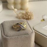 Aurora Leaf Pavé Ring