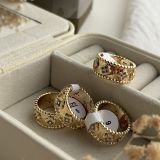 Perlée Clover Band Ring