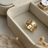 Perlée Clover Band Ring