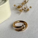 Clou Élite Nail Band Ring