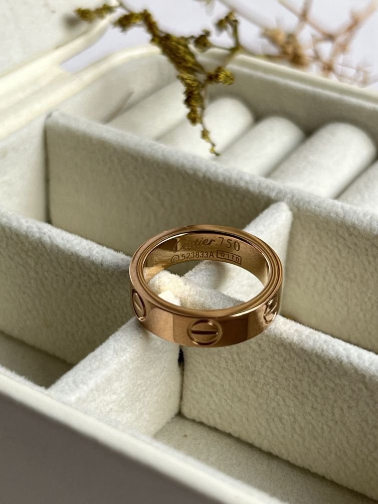 Eterna Love Screw Band Ring