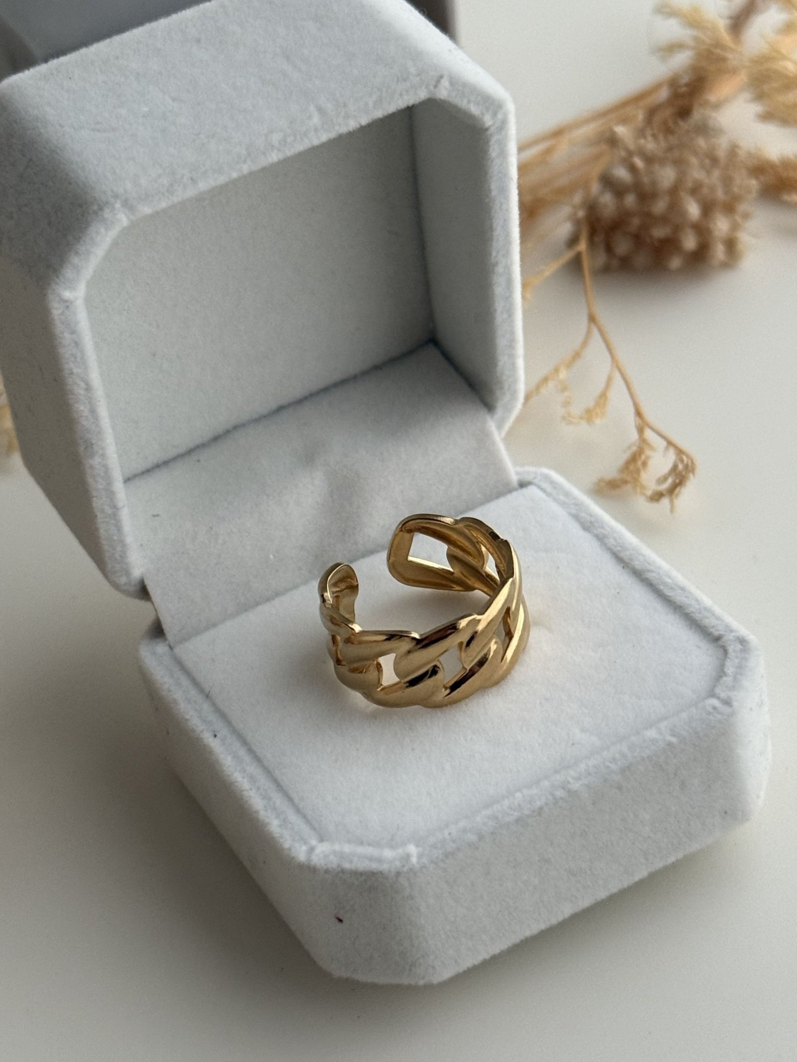 Link Chain Open Ring