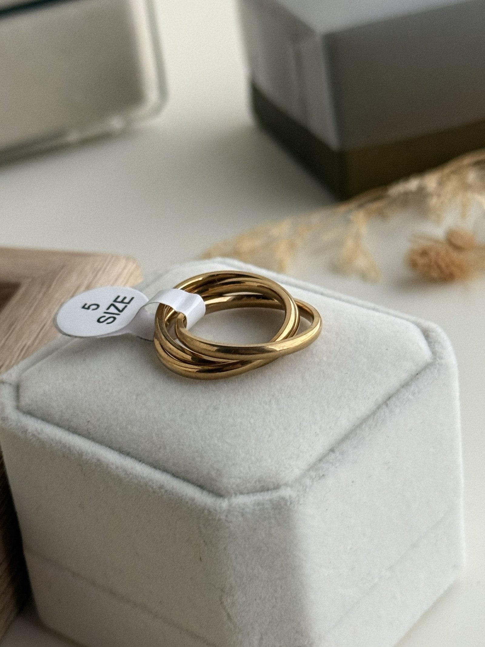 Trinity Loop Fusion Ring