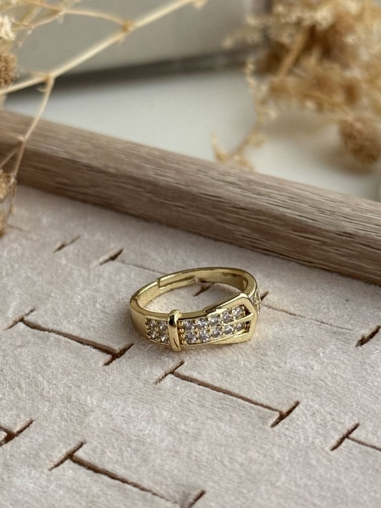 Aurelia Buckle Pavé Ring