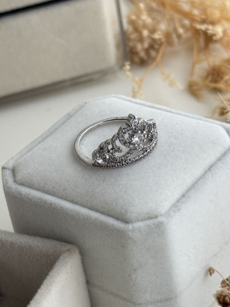 Celestia Curve Halo Ring