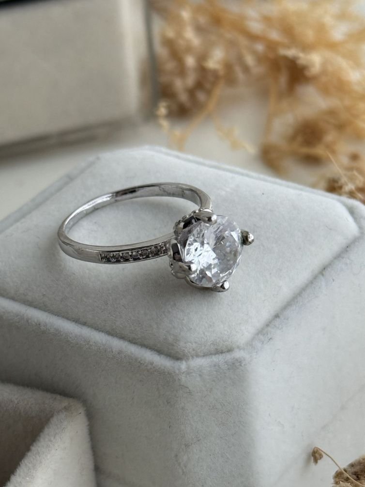 Lunara Halo Solitaire Ring