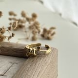 Lunara Knot Pavé Ring