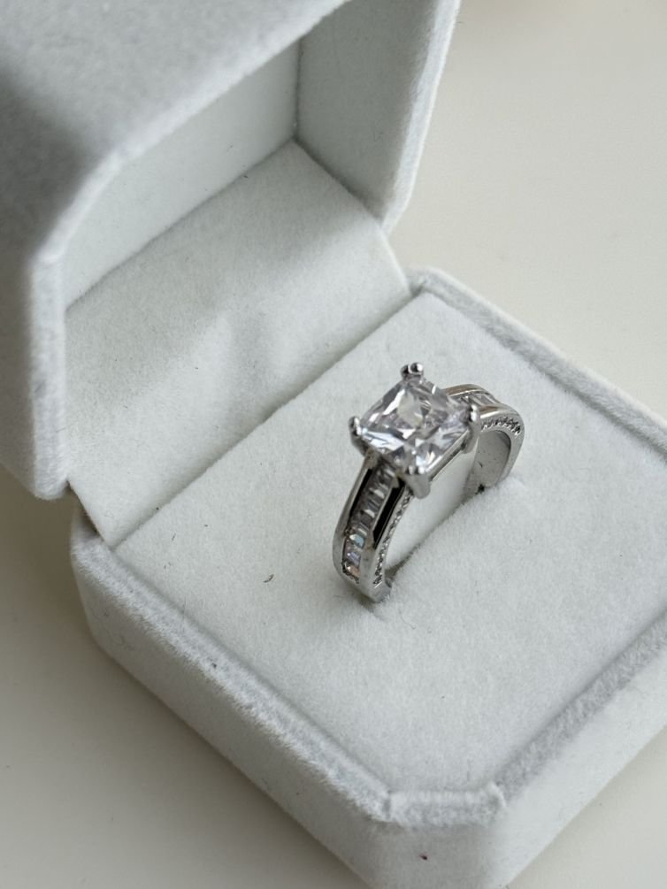 Celestia Square Solitaire Ring