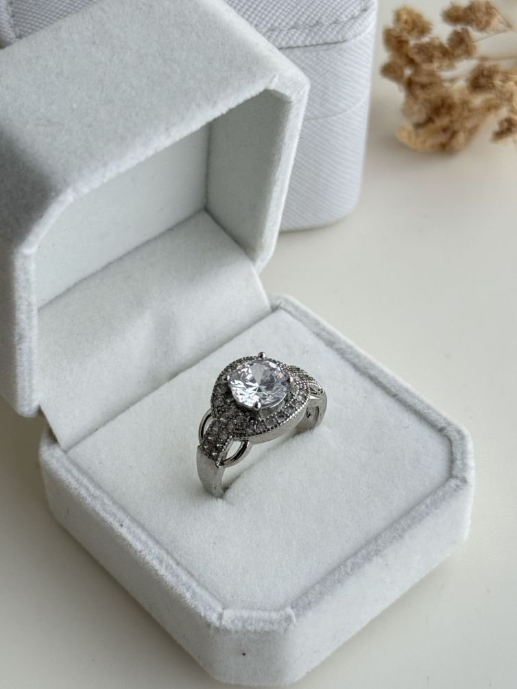 Regalia Halo Crest Ring