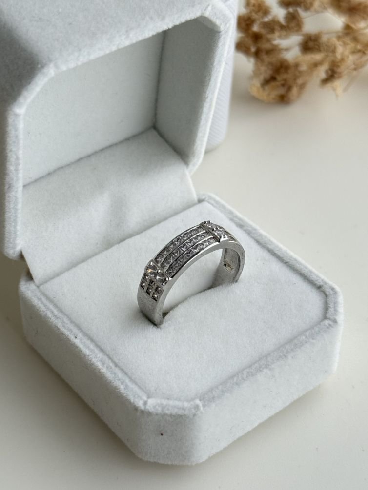 Celestia Crown Heart Ring