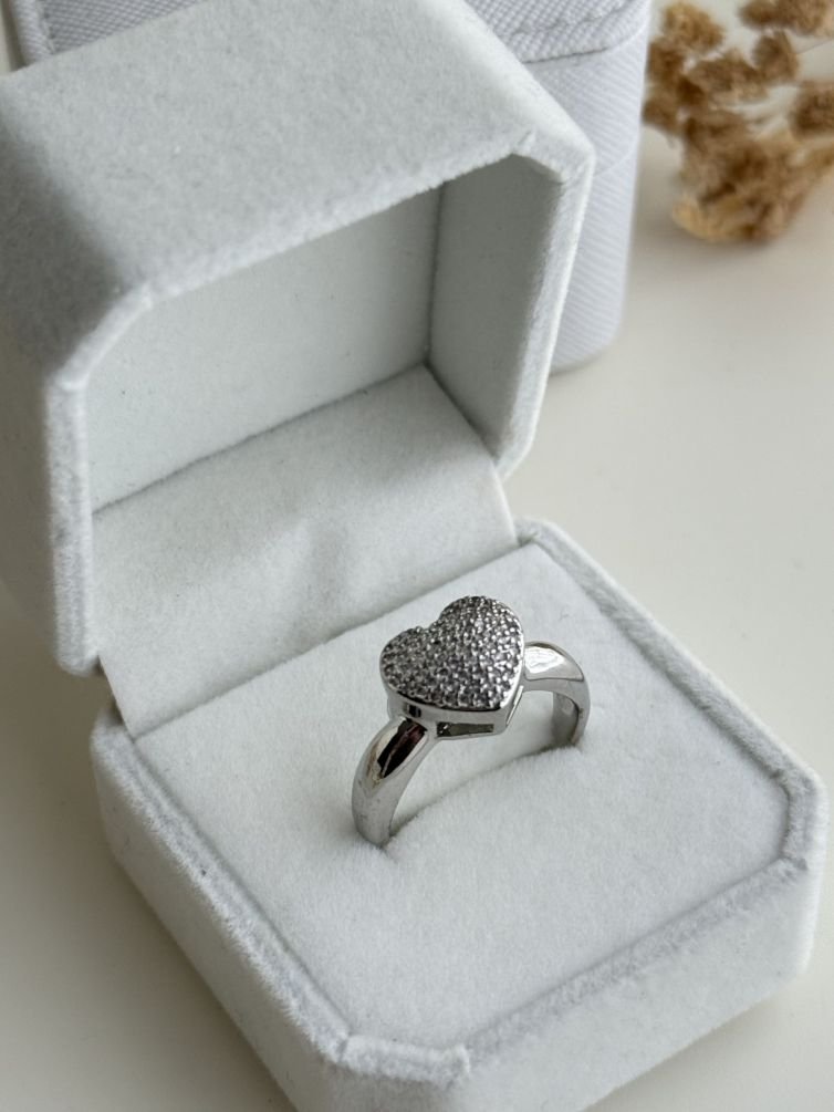 Celestia Heart Cluster Ring