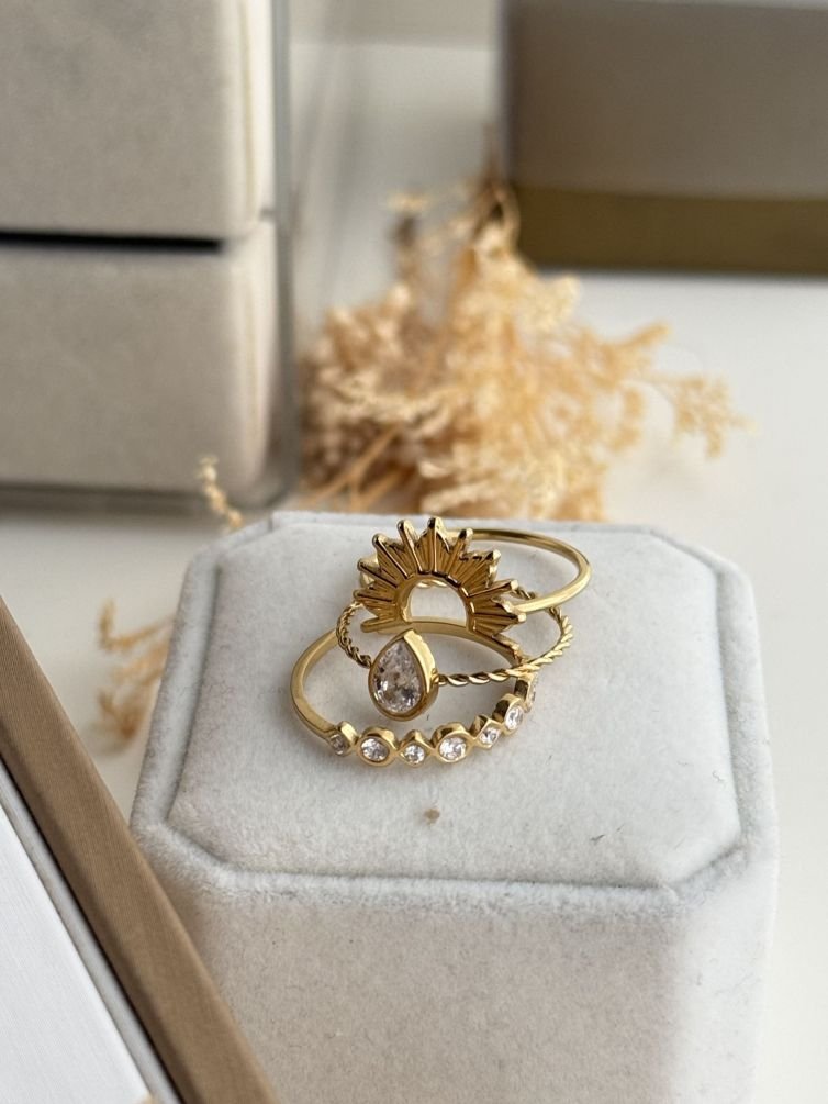 Solara Radiance Stack Ring Set