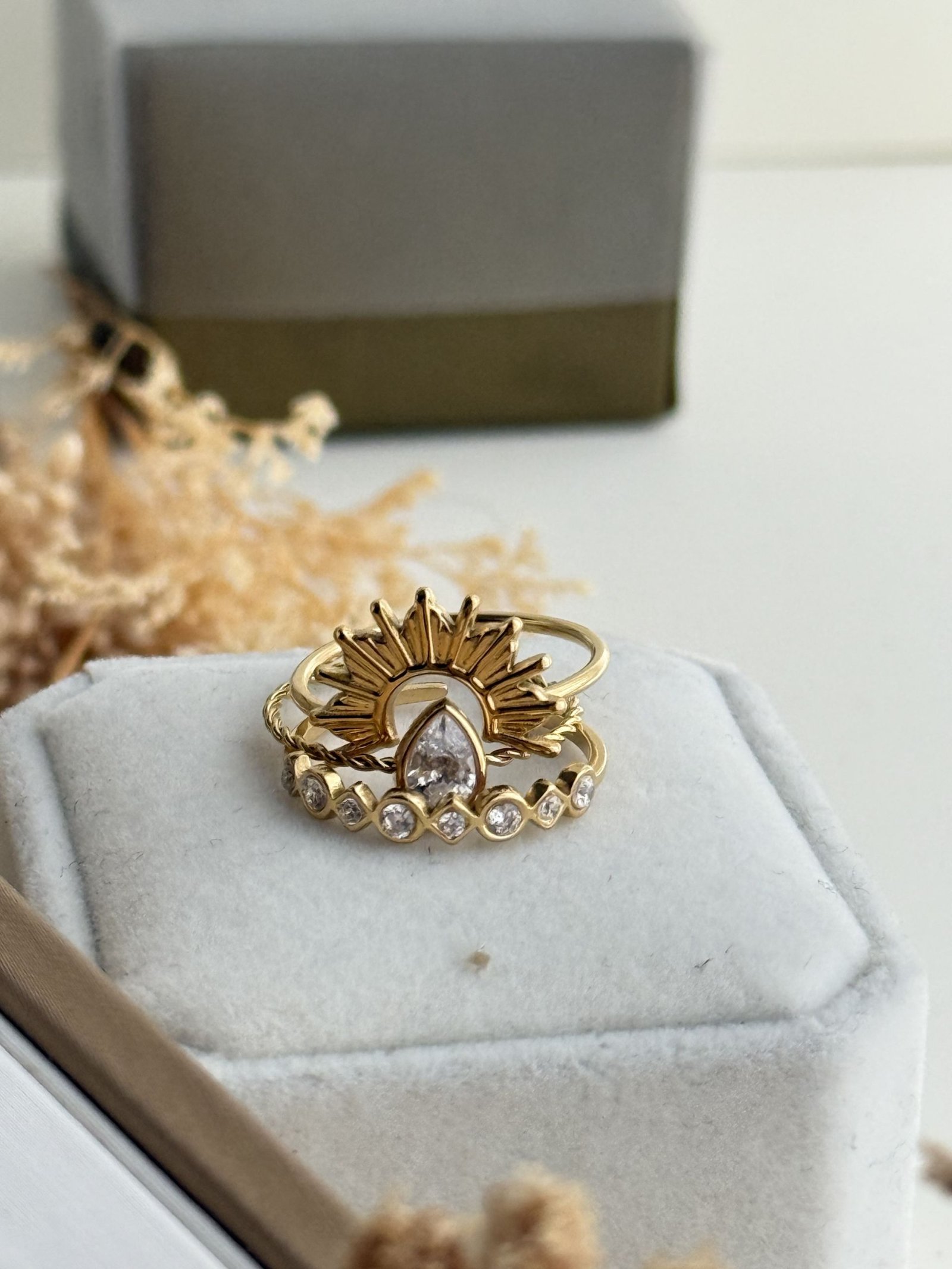 Solara Radiance Stack Ring Set