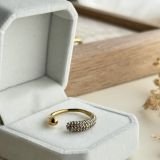 Radiant Curve Pavé Adjustable Ring