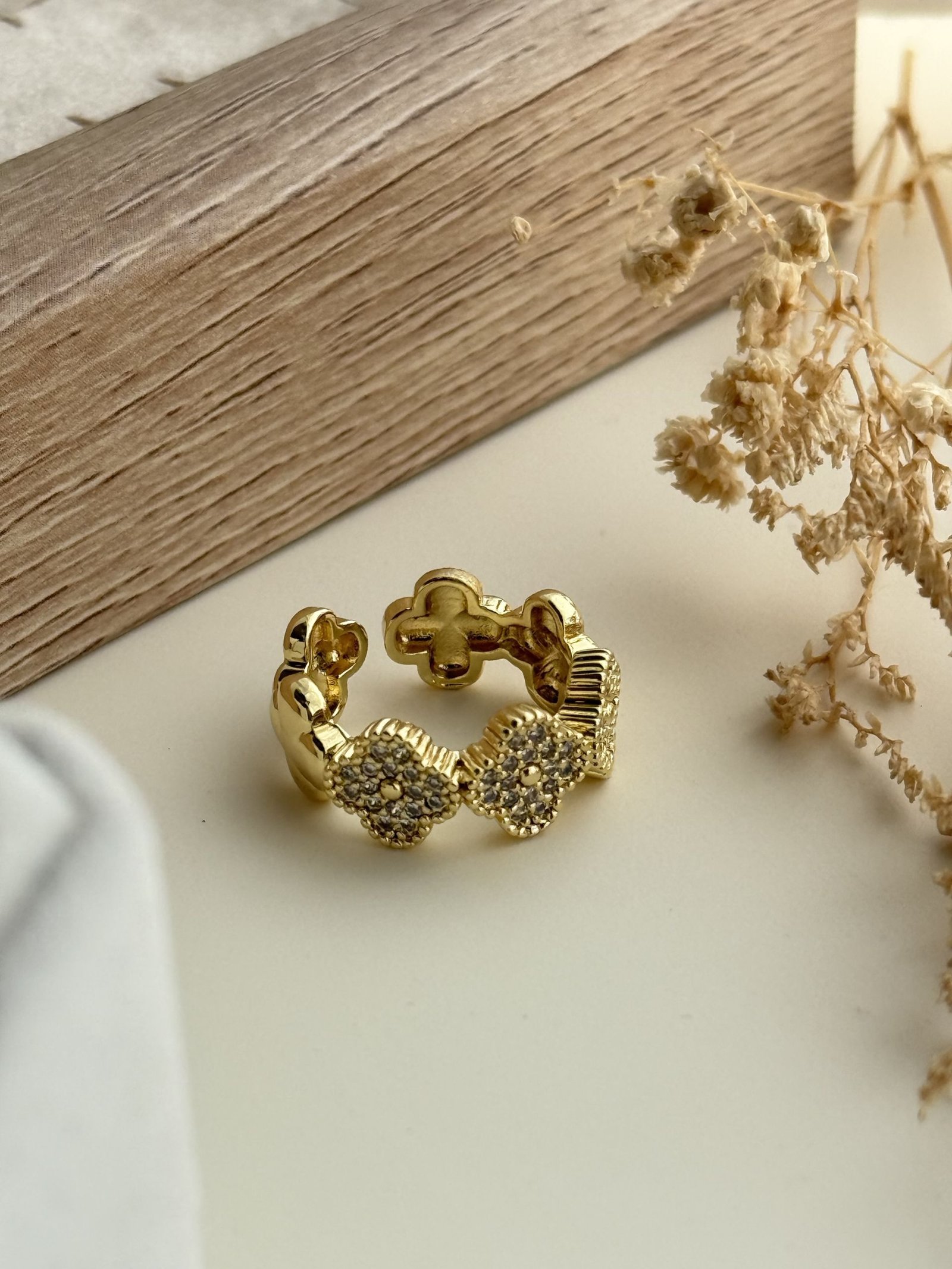 Lumière Clover Adjustable Ring